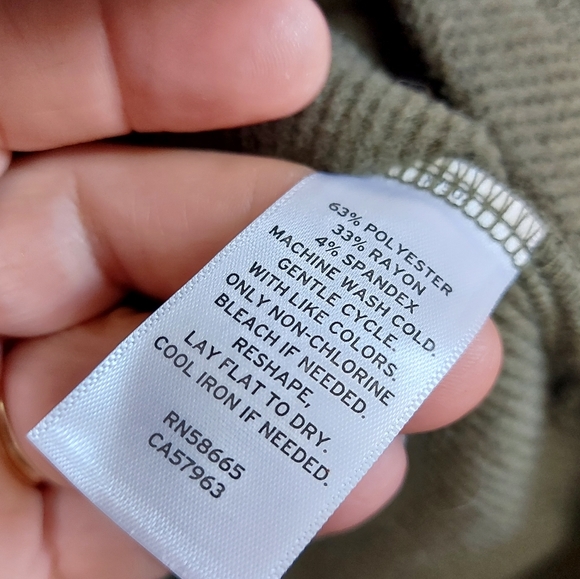 Caslon rib knit cowl neck sweater and front pocket - Picture 4 of 6